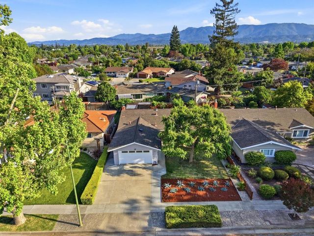 1690 Andalusia Way, San Jose, CA 95125