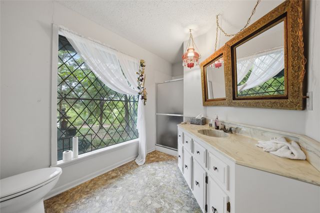 11222 County Road 1201, Malakoff, TX 75148