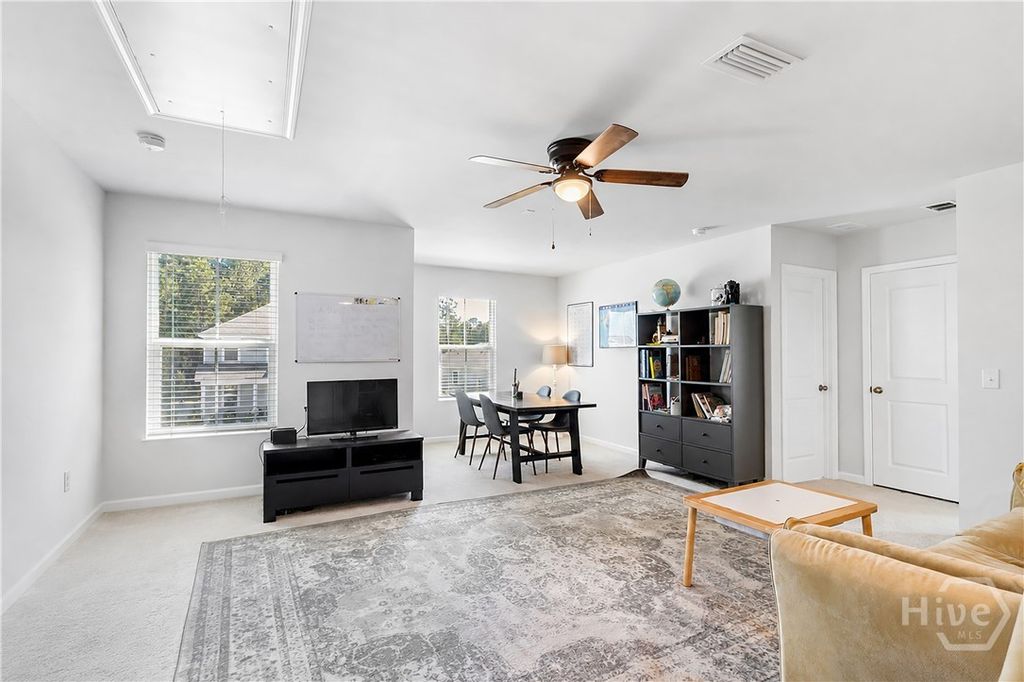 Image 26 of property listing at 134 Crosstown Avenue, Richmond Hill, GA 31324