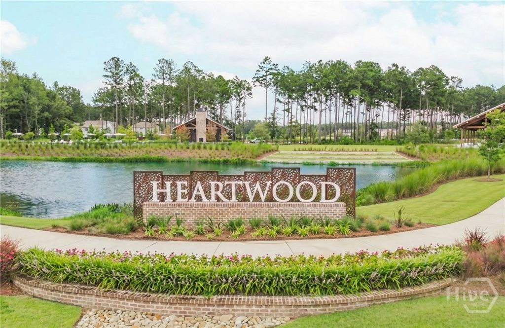 Image 41 of property listing at 134 Crosstown Avenue, Richmond Hill, GA 31324