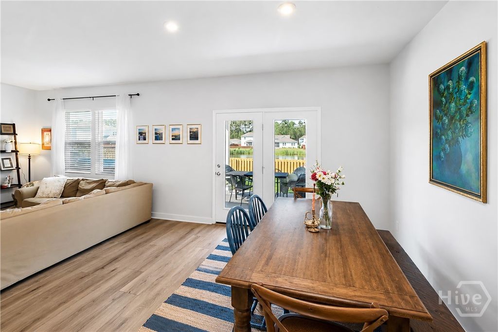 Image 9 of property listing at 134 Crosstown Avenue, Richmond Hill, GA 31324