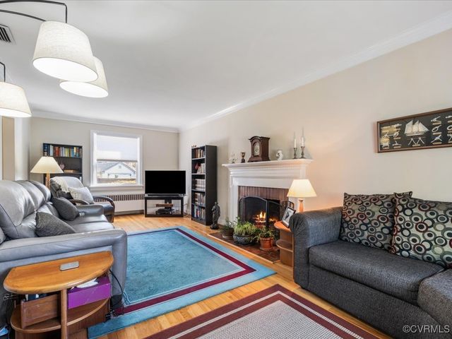 1612 Brookland Pky, Richmond, VA 23227