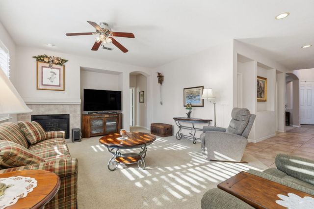 2567 Parkcrest Way, Roseville, CA 95747