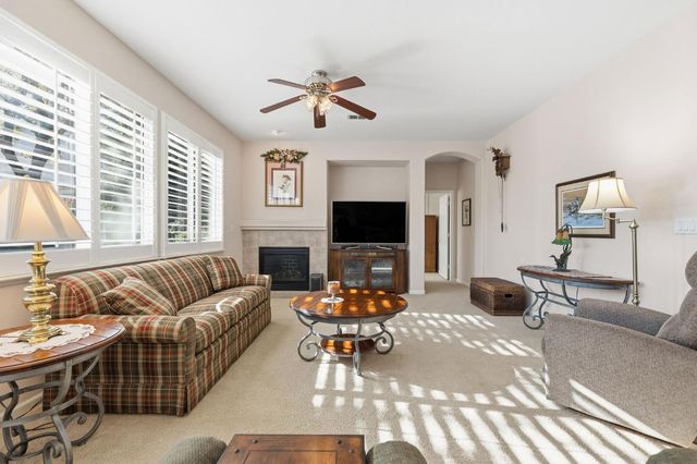 2567 Parkcrest Way, Roseville, CA 95747