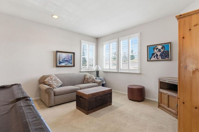 2567 Parkcrest Way, Roseville, CA 95747