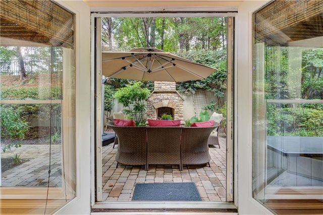 650 River Falls Court, Roswell, GA 30076
