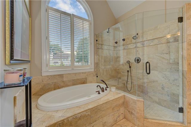 650 River Falls Court, Roswell, GA 30076