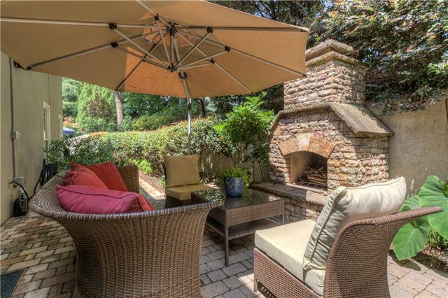 650 River Falls Court, Roswell, GA 30076