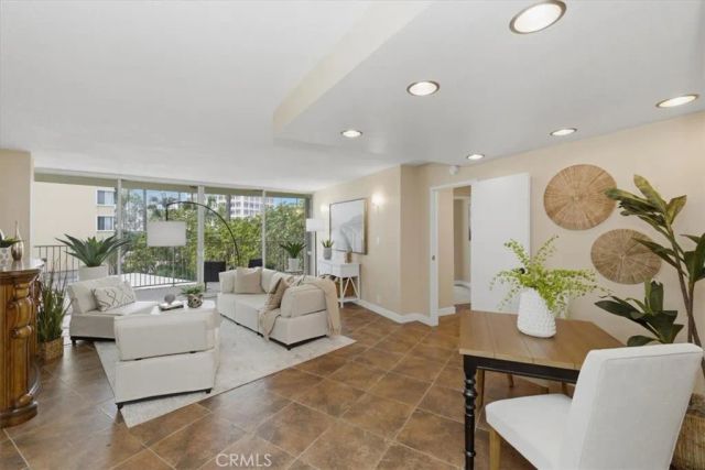 700 E Ocean 601, Long Beach, CA 90802