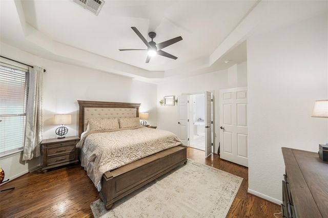 30 S Creekmist Place, The Woodlands, TX 77385