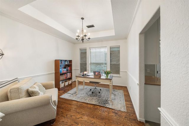 30 S Creekmist Place, The Woodlands, TX 77385