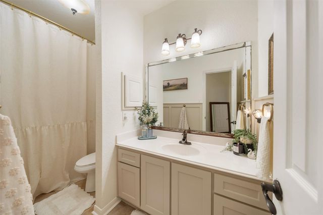 30 S Creekmist Place, The Woodlands, TX 77385