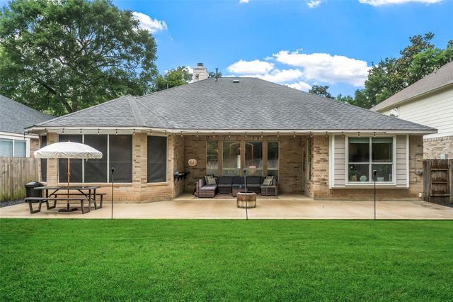 30 S Creekmist Place, The Woodlands, TX 77385