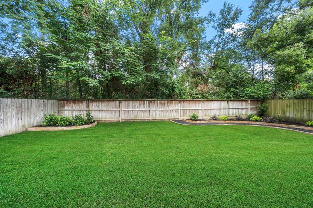 30 S Creekmist Place, The Woodlands, TX 77385