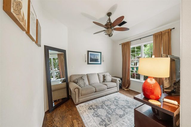 30 S Creekmist Place, The Woodlands, TX 77385