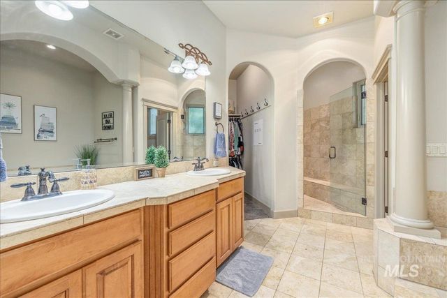 4125 S Nickel Creek Pl, Meridian, ID 83642