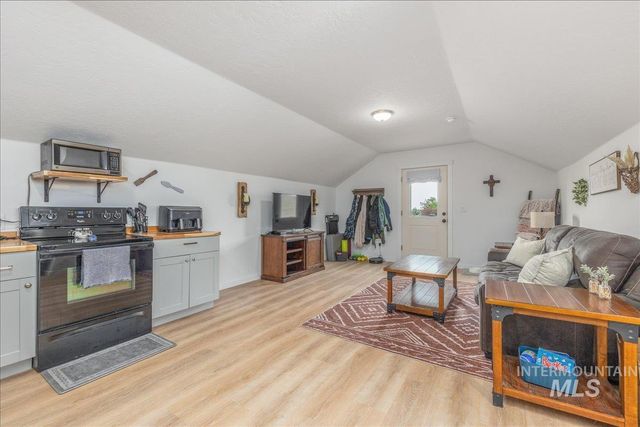 4125 S Nickel Creek Pl, Meridian, ID 83642