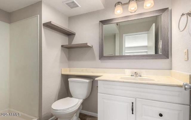 2040 S LONGMORE Avenue 66, Mesa, AZ 85202