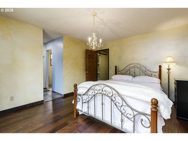 370 Sw 4TH St, Gresham, OR 97080