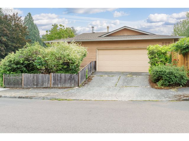 370 Sw 4TH St, Gresham, OR 97080
