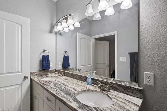 827 W 43rd ST, Norfolk, VA 23508