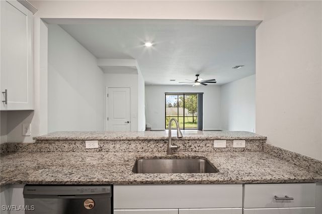 14193 Pine Lodge LN, Fort Myers, FL 33913