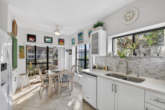 3249 Jog Park Drive 3513, Greenacres, FL 33467