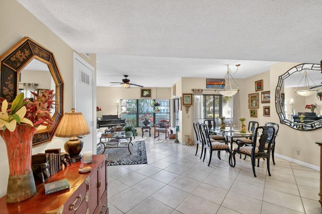 3249 Jog Park Drive 3513, Greenacres, FL 33467