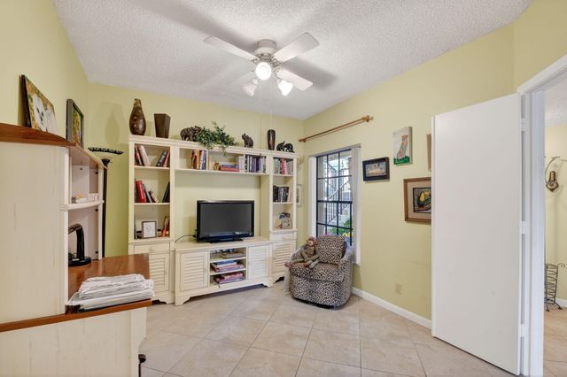 3249 Jog Park Drive 3513, Greenacres, FL 33467