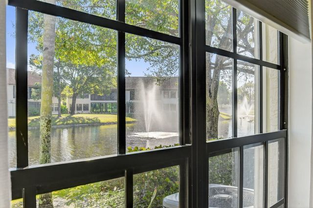 3249 Jog Park Drive 3513, Greenacres, FL 33467