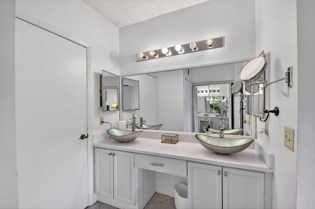 3249 Jog Park Drive 3513, Greenacres, FL 33467