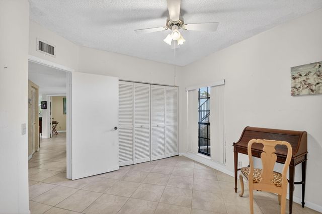 3249 Jog Park Drive 3513, Greenacres, FL 33467