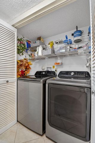 3249 Jog Park Drive 3513, Greenacres, FL 33467