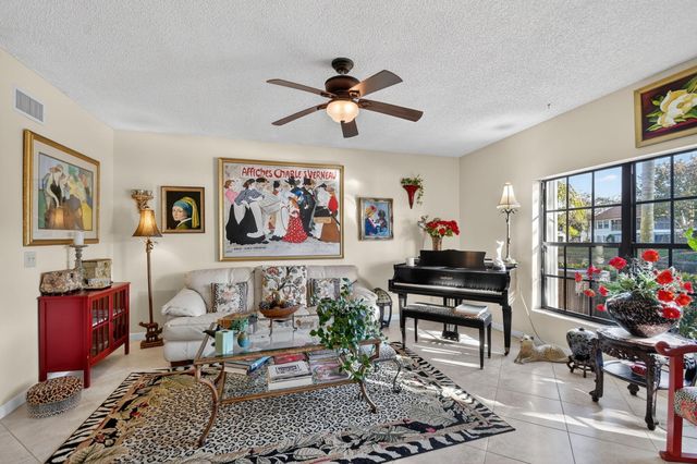 3249 Jog Park Drive 3513, Greenacres, FL 33467