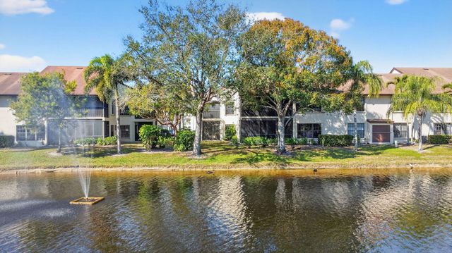 3249 Jog Park Drive 3513, Greenacres, FL 33467