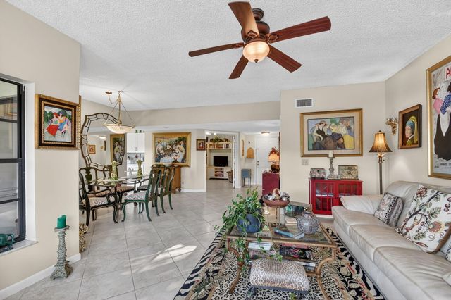 3249 Jog Park Drive 3513, Greenacres, FL 33467