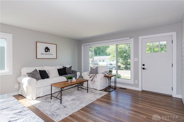 1596 Edendale Road, Dayton, OH 45432
