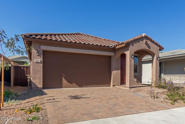 5624 N 205TH Lane, Buckeye, AZ 85396