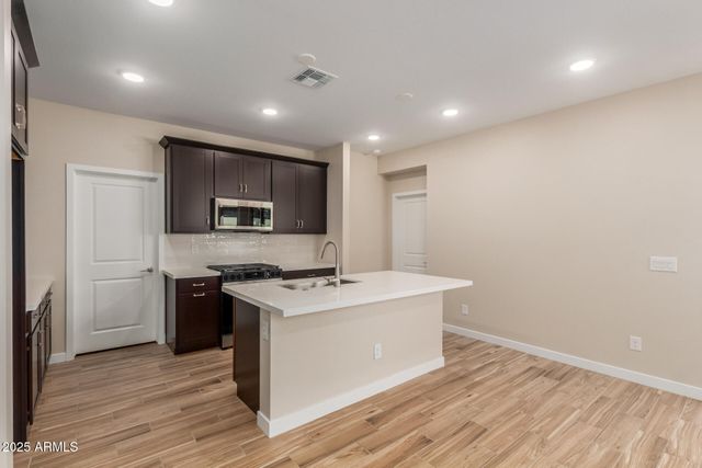 5624 N 205TH Lane, Buckeye, AZ 85396