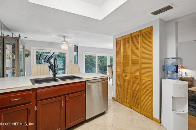 8703 COMO LAKE Drive, 8703, Jacksonville, FL 32256