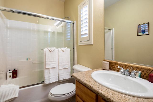 49475 Redford Way, Indio, CA 92201