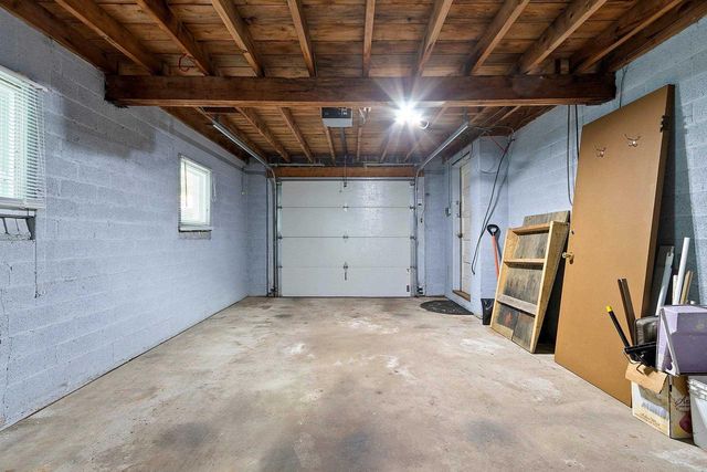 101 W WHITNEY STREET, Green Bay, WI 54301