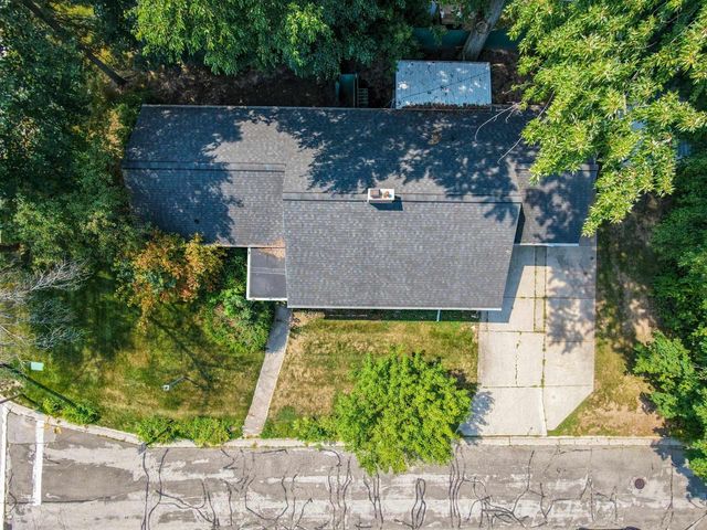 101 W WHITNEY STREET, Green Bay, WI 54301