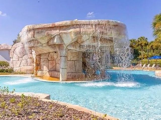 5861 WRENWATER DRIVE, Lithia, FL 33547