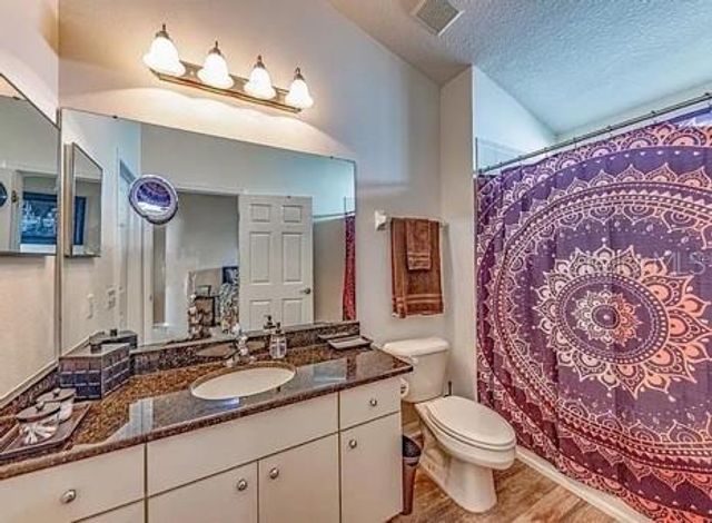 5861 WRENWATER DRIVE, Lithia, FL 33547