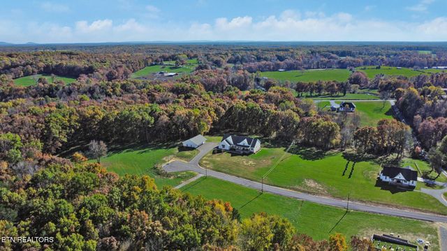 422 Peach Lane, Jamestown, TN 38556