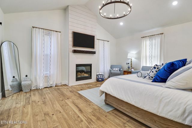 422 Peach Lane, Jamestown, TN 38556