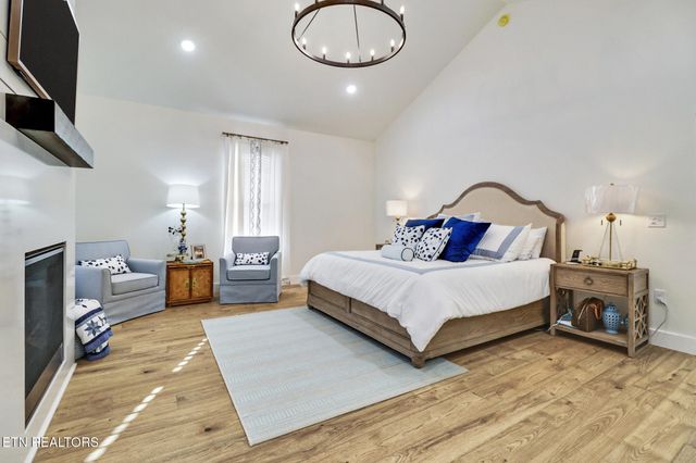 422 Peach Lane, Jamestown, TN 38556