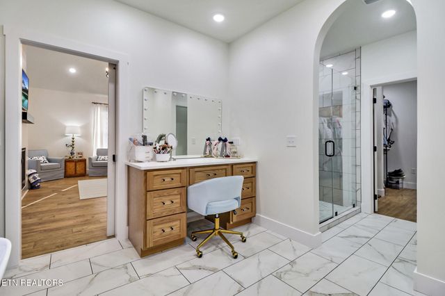 422 Peach Lane, Jamestown, TN 38556