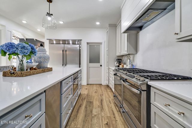 422 Peach Lane, Jamestown, TN 38556